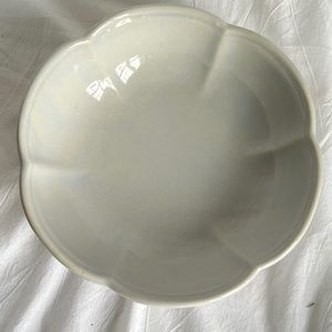 Vintage McCoy Pottery Bowl Scalloped Edge White Light Blue Glaze 8" Round #7528